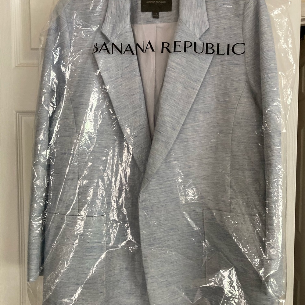 Banana Republic light Blue woman’s blazer